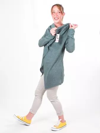Gilet Kali Petrol cardigan f�minin � l'allure contemporaine