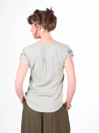 Chemisier Loola Gris perle �l�ment mode � l'esth�tique actuelle