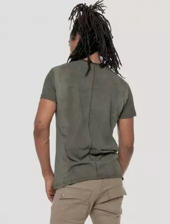 Maya Tee Olive Noir t-shirt imprim� au design moderne