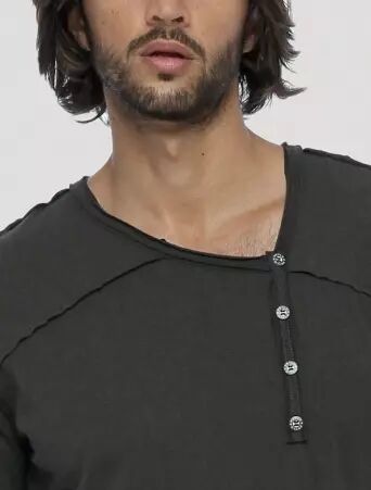 Off Tee Olive Noir pi�ce mode casual � la coupe confortable