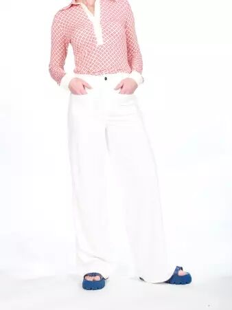 Pantalon velours blanc pi�ce mode textur�e et d�licate