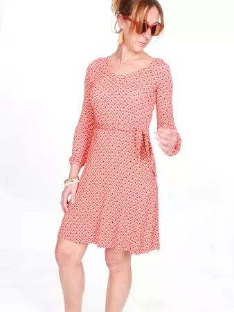 Robe Dolly Back to 70s Peche robe f�minine seventies