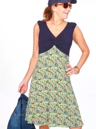 Robe Indah Puzzle robe graphique contemporaine
