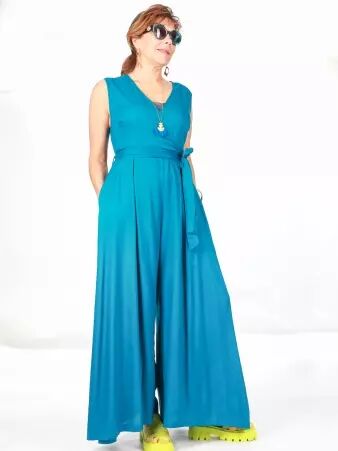 Combinaison Zaina Stellar pi�ce contemporaine � la silhouette harmonieuse et structur�e