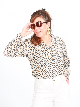 Chemise Andora Hardeol beige pi�ce vestimentaire � l'allure tendance
