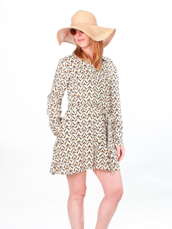 Robe chemise Audrey Hardeol beige robe �l�gante d�contract�e
