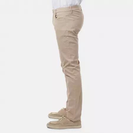 Pantalon chino YUTA Taupe pi�ce mode polyvalente et confortable