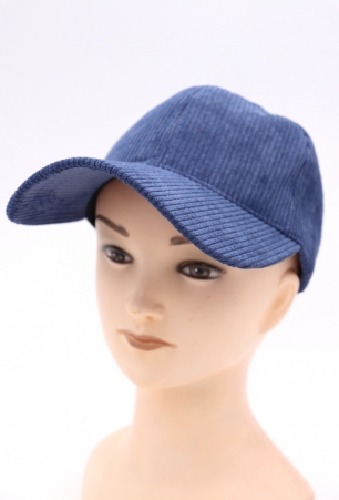 Casquette velours c�tel� Bleu denim �l�ment mode � l'esth�tique actuelle