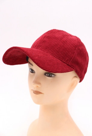 Casquette velours c�tel� Bordeaux �l�ment mode � l'esth�tique actuelle