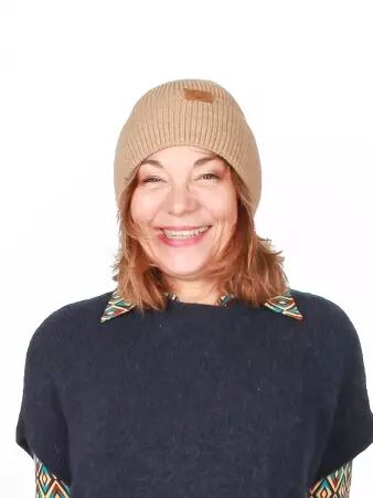 Bonnet taupe pi�ce mode au style intemporel
