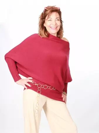 Sweat asymetrique touch� cachemire bordeaux sweat bordeaux moderne coupe originale