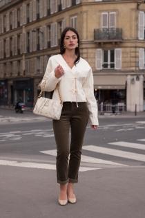 Pantalon chino velours Kaki pantalon velours kaki au style naturel