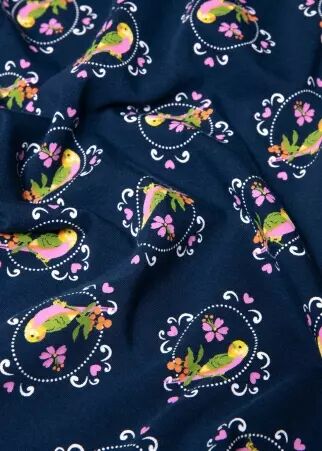 Robe Spring birdie pieps cr�ation de pr�t-�-porter au design travaill� et � la silhouette �l�gante