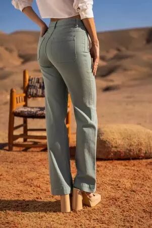Pantalon wide leg pistache pantalon ample au style contemporain