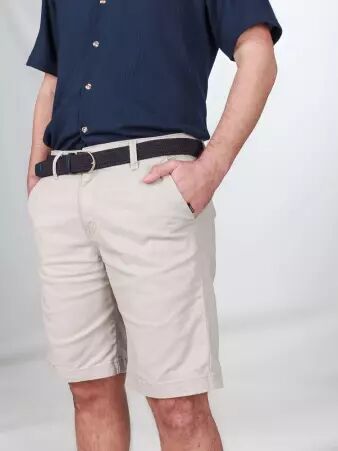 Short optimist cr�me short l�ger cr�me style d�contract�