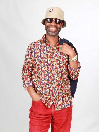 Chemise Brown leafs pi�ce vestimentaire � l'allure tendance