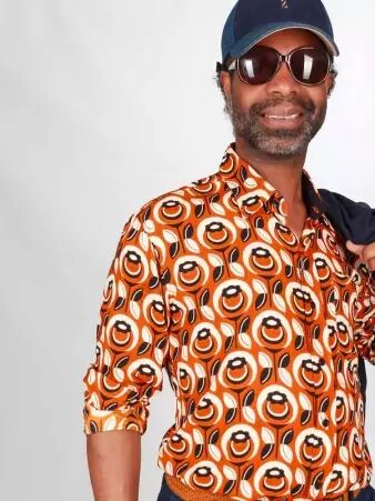 Chemise Brown pavot �l�ment mode � l'esth�tique actuelle