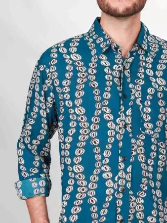 Chemise Jelly fish rosary accessoire mode au style contemporain