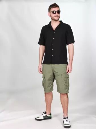 Chemise manches courte noir article mode au design soign�
