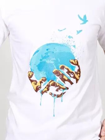 T-shirt Melting planet blanc t-shirt plan�te fond blanc engag�
