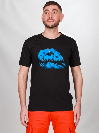 T-shirt Rising waters t-shirt rising waters illustration engag�e
