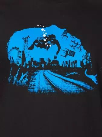 T-shirt Rising waters t-shirt rising waters illustration engag�e