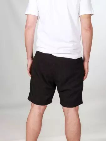 Short velours Barney poches frontales Noir short velours noir style intemporel