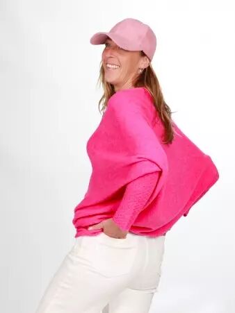 Sweat asymetrique touch� cachemire fuchsia sweat doux fuchsia pour look affirm�