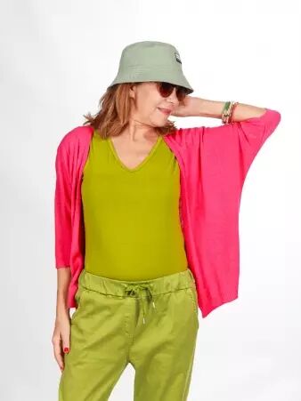 Gilet Liza fuchsia v�tement en maille vive � l'allure expressive