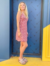 Robe Soraya Pomelo rouge robe boh&egrave;me color&eacute;e aux accents fruit&eacute;s