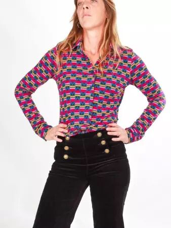 Chemise Lary manches longues Purple pavot �l�ment mode � l'esth�tique actuelle