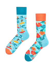 Chaussettes deparaill&eacute;es Aloha vibes &eacute;l&eacute;ment mode &agrave; l'esth&eacute;tique actuelle