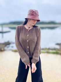 Gilet alpaga 6 boutons Chocolat pi&egrave;ce vestimentaire chaleureuse