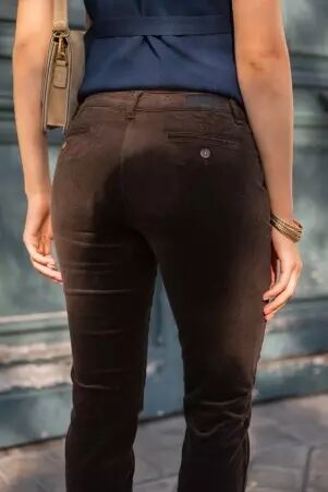 Pantalon chino velours Choco pantalon velours chocolat � l'allure chaleureuse