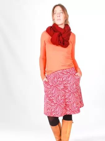 Jupe Chapie Coton bio rose v�tement polyvalent � la ligne �l�gante et � la coupe agr�able pour la mi-saison