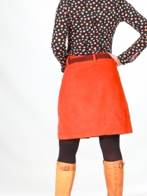 Jupe Louise Brique pi&egrave;ce vestimentaire au caract&egrave;re actuel et aux finitions propres