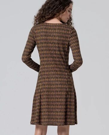 Robe courte �vas�e imprim�e Verte