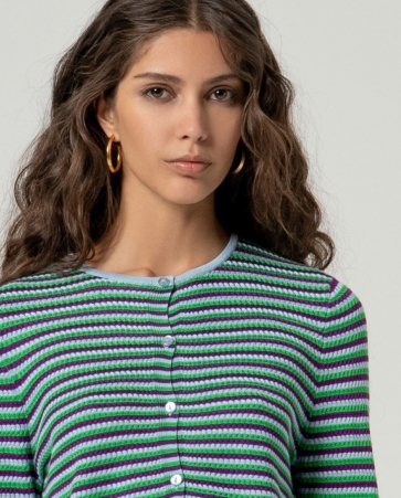 Cardigan cintr� col carr� ray� bleu clair