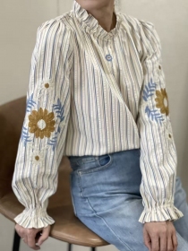 Chemisier col volant&eacute;, rayures bleu, fleurs brod&eacute;es