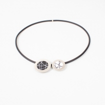 Collier Satellite Noir