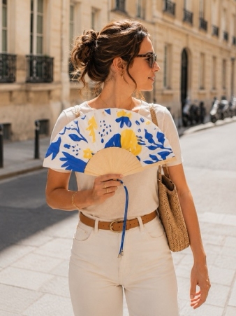 �ventail fleurs bleues et jaunes