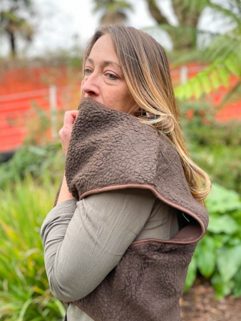 Gilet sherpa sans manche marron