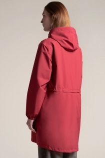 Imperm&eacute;able mixte en polyester recycl&eacute; se transforme en sac Amelot cerise