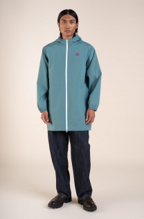 Imperm&eacute;able mixte en polyester recycl&eacute; se transforme en sac Amelot emeraude