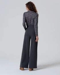 Pantalon avec d&eacute;tail &agrave; la ceinture Gris