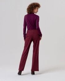 Pantal&oacute;n droit Morado