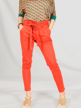  Pantalon slim ceinture brique