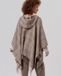 Poncho &agrave; carreaux &agrave; capuche Crudo