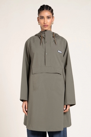 Poncho imperm�able avec poche avant Gabriel kaki