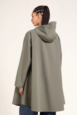 Poncho imperm�able avec poche avant Gabriel kaki